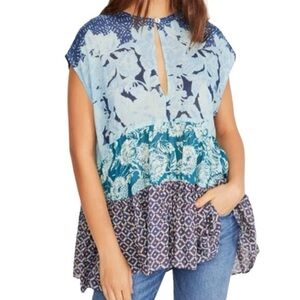 Free people tiered‎ blouse patchwork floral print with keyhole opening